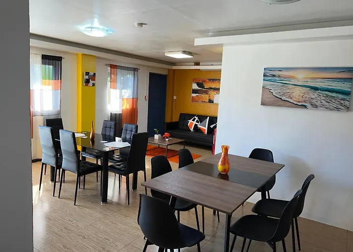 5 Min Walk To Famous Blue Water And Tourist Area Appartement Lapu-Lapu City